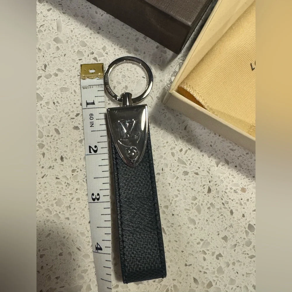 Louis Vuitton Damier Graphite Dragonne LV Key Holder NWB